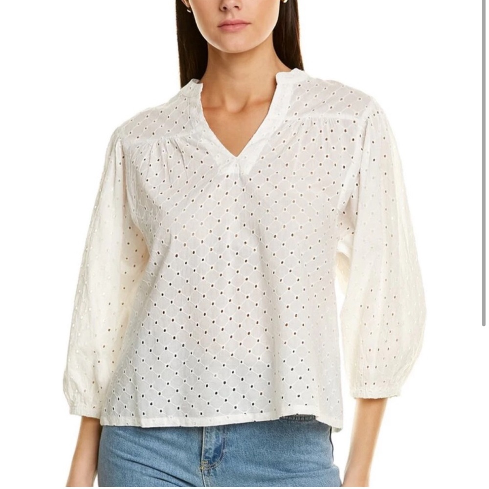 NWT BADGLEY MISCHKA Embroidered Eyelet V-Neck Popover Shirt, Off-White